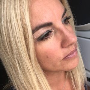 Meet your Posher, Pamela